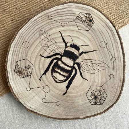 Gravure Abeille – Faite Main